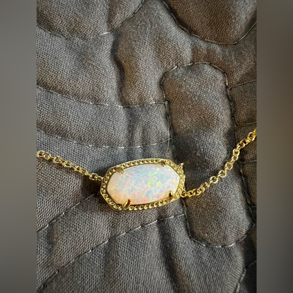 Kendra Scott White Kyocera Opal